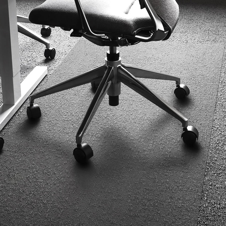 Floortex Cleartex Ultimat®, Polycarbonate Rectangular Chair Mat for Carpets - 60" x 79" - Carpet, Home, Office - 79" Length x 60" Width x 0.090" Depth x 0.090" Thickness - Rectangular - Polycarbonate, Polyvinyl Chloride (PVC) - Clear - 1 Each - TAA...