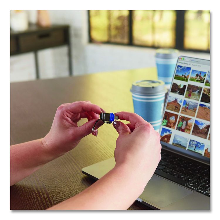 Store n' Go Dual USB 3.2 Gen 1 Flash Drive for USB-C Devices, Blue
