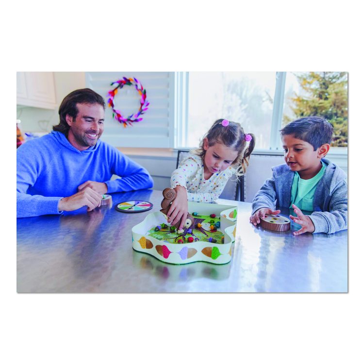 The Sneaky, Snacky Squirrel Game, 2 to 4 Players, Ages 3 to 7, 27 Pieces