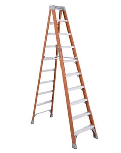 10 Ft F/Gls 300# Step Ladder
