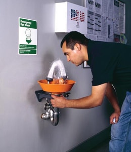 Wall Hung Eyewash