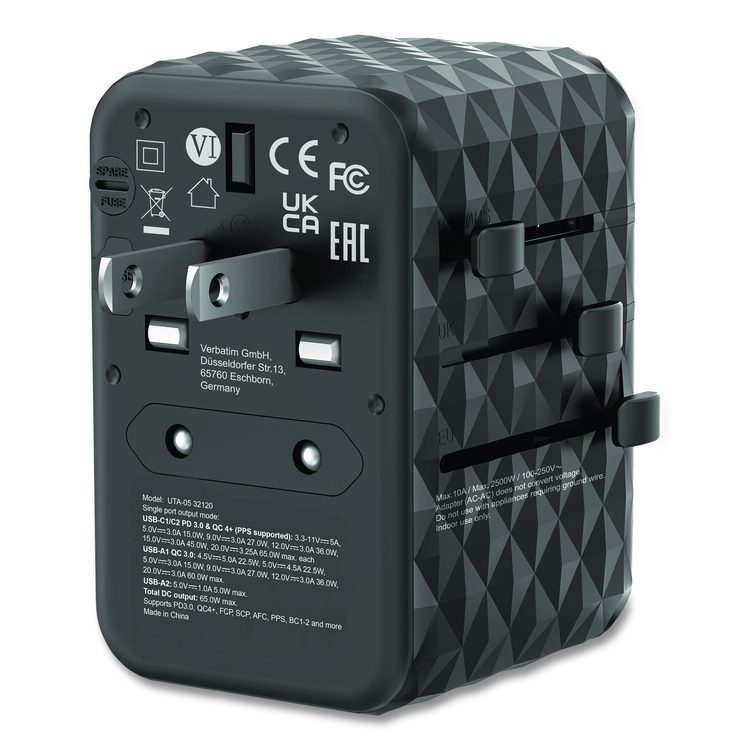 UTA-05 Gan III Universal Travel Adapter, (2) USB-A/(2) USB-C/Quick Charge 4+