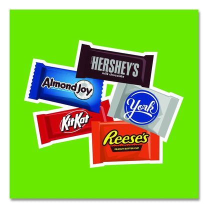 Assortment Milk Chocolate/Mar's Chocolate Favorites, 30.22 oz Bag and 62.6 oz Bag/Carton