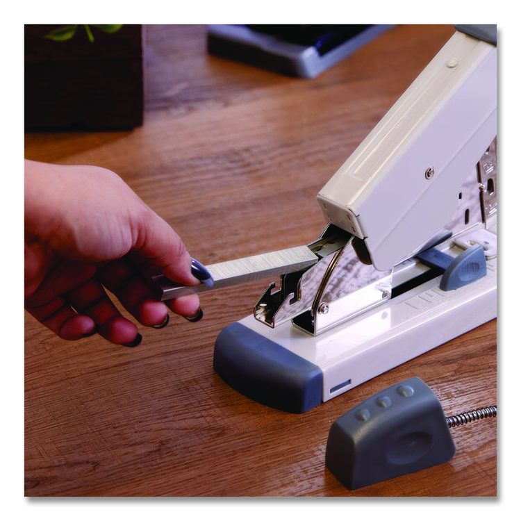 Deluxe Heavy-Duty Stapler, 160-Sheet Capacity, Platinum