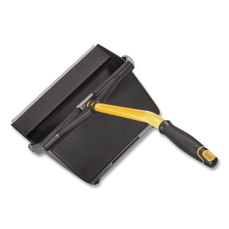 Maximizer Wet/Dry Debris Pan, 16.88 x 29, 29" Handle, Plastic, Yellow/Black