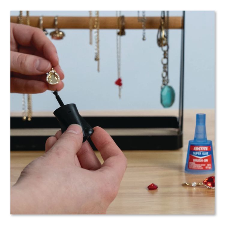 Super Glue Brush On, 0.17 oz, Dries Clear