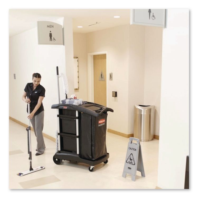 Pulse Microfiber Spray Mop System, 17" Microfiber Head, 52" Black Plastic Handle