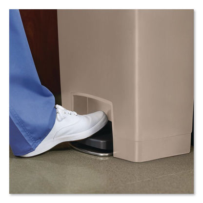 Streamline Resin Step-On Container, End Step Style, 4 gal, Resin, Beige